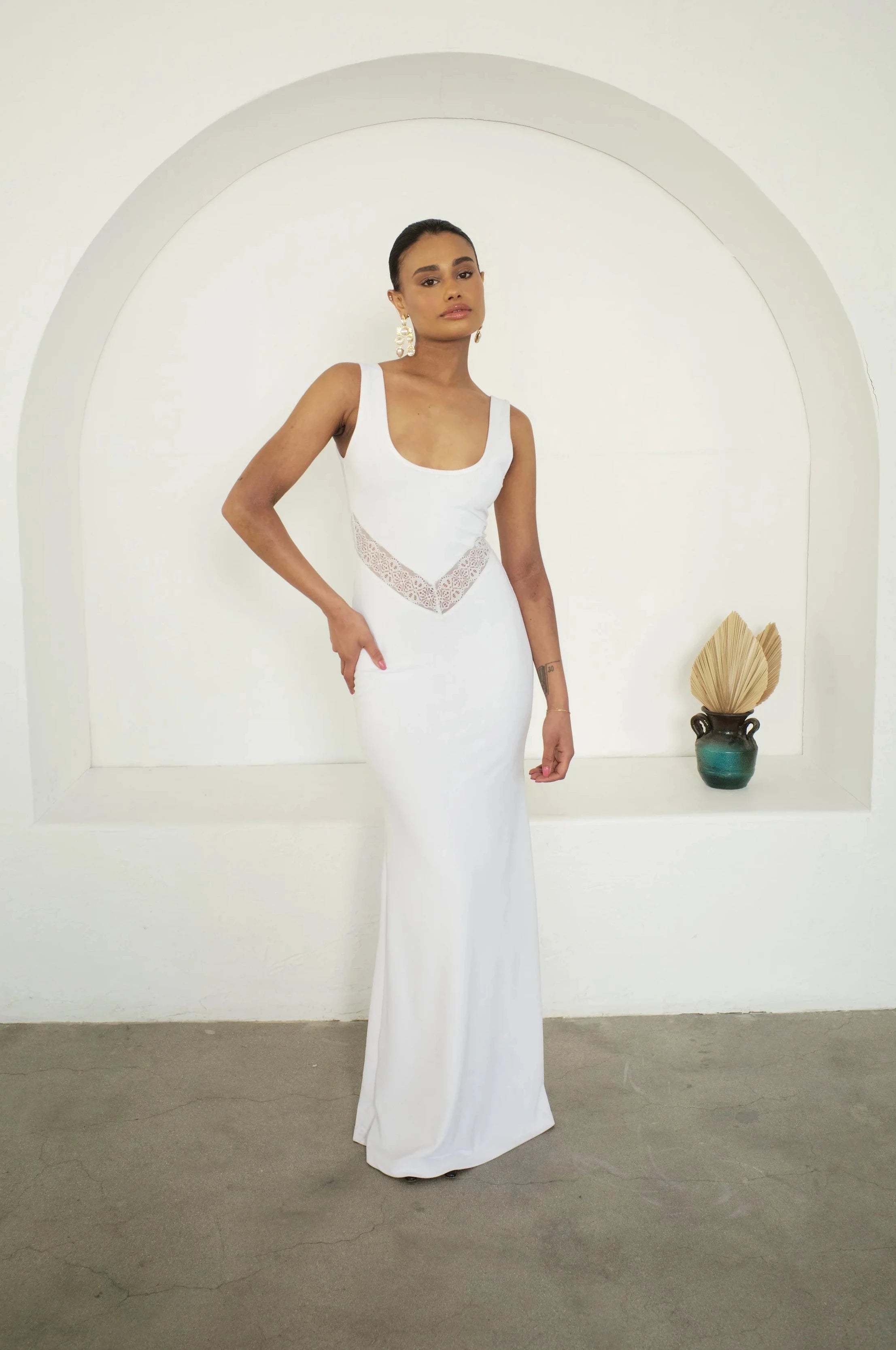 Aurelia Dress in White | Delfi Collective