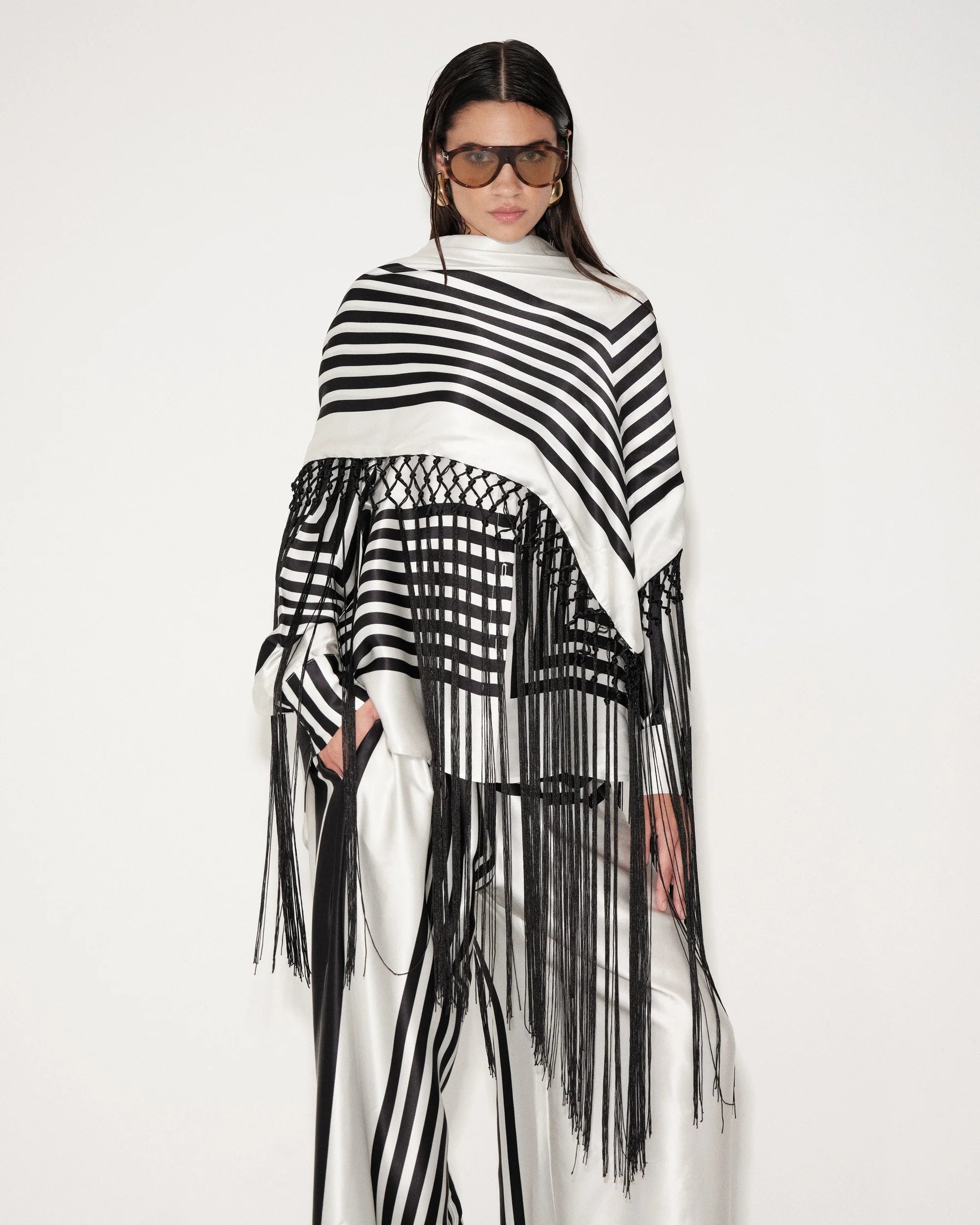 Cove Set – view 5 | Delfi Collective
