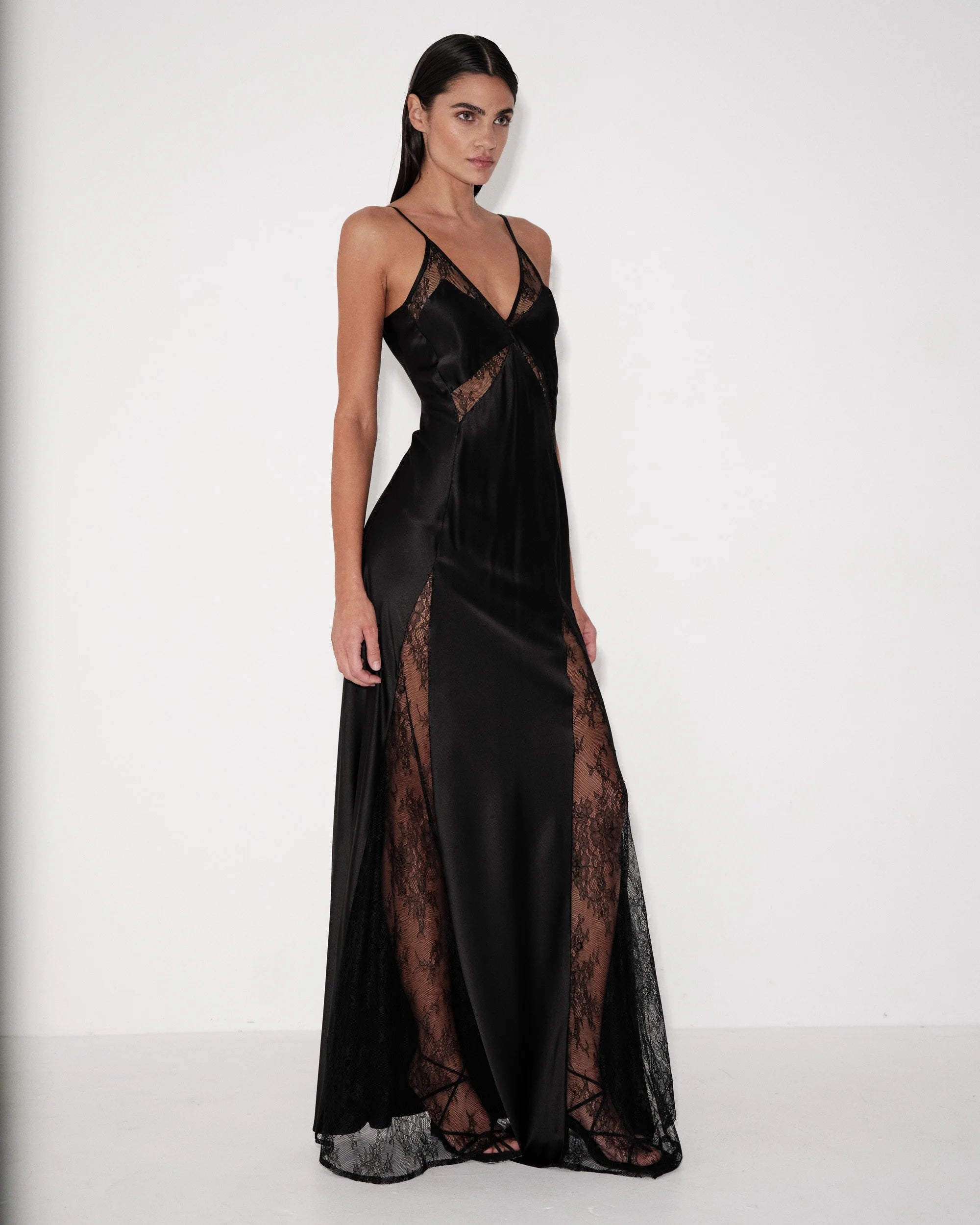 Uriah Dress – view 2 | Delfi Collective