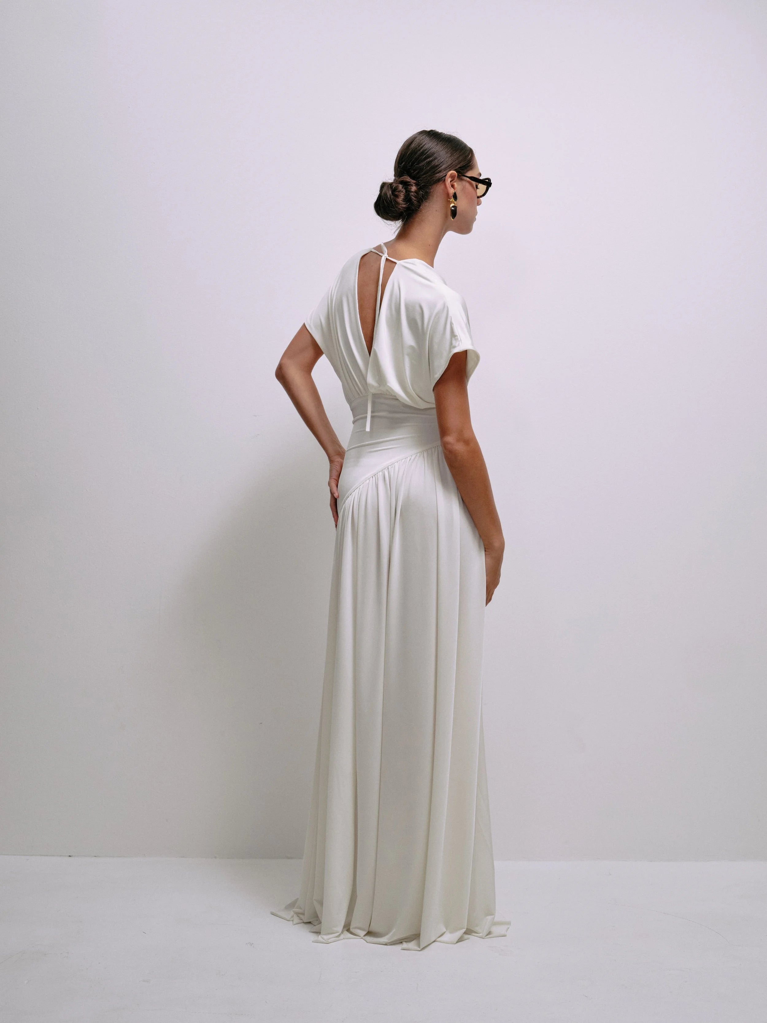 Sade Dress in White – view 5 | Delfi Collective