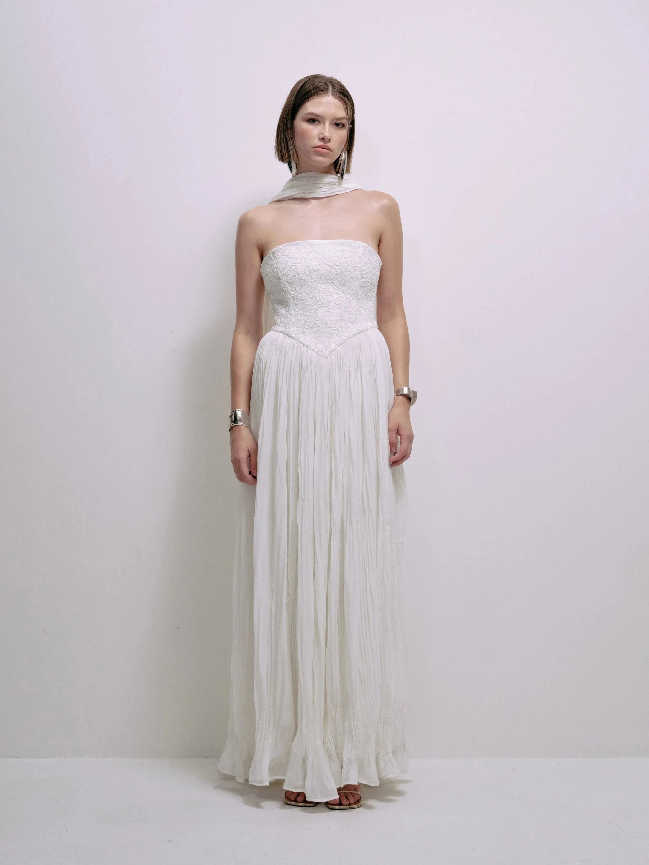 Lourdes Dress – view 2 | Delfi Collective