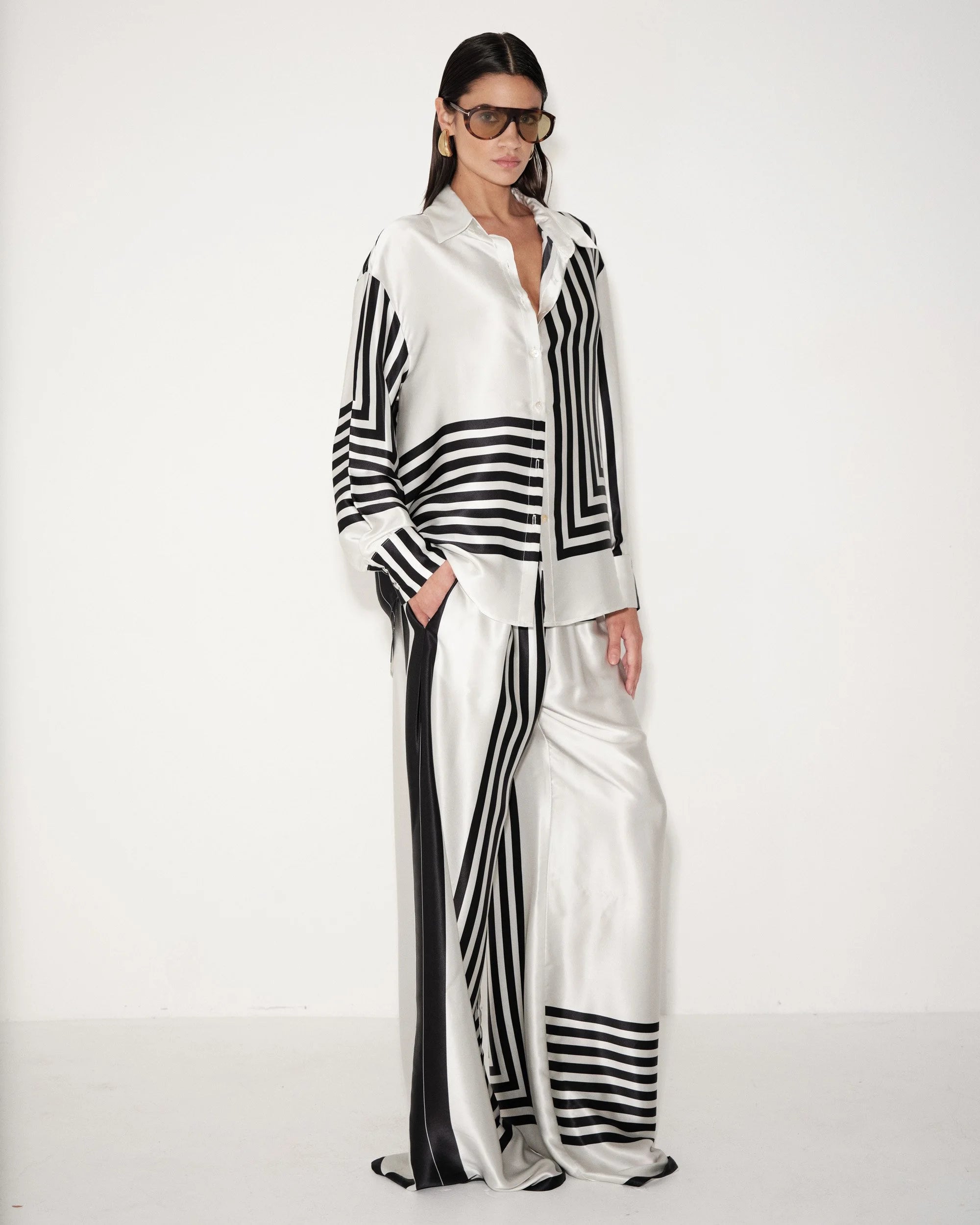 Cove Set – view 2 | Delfi Collective