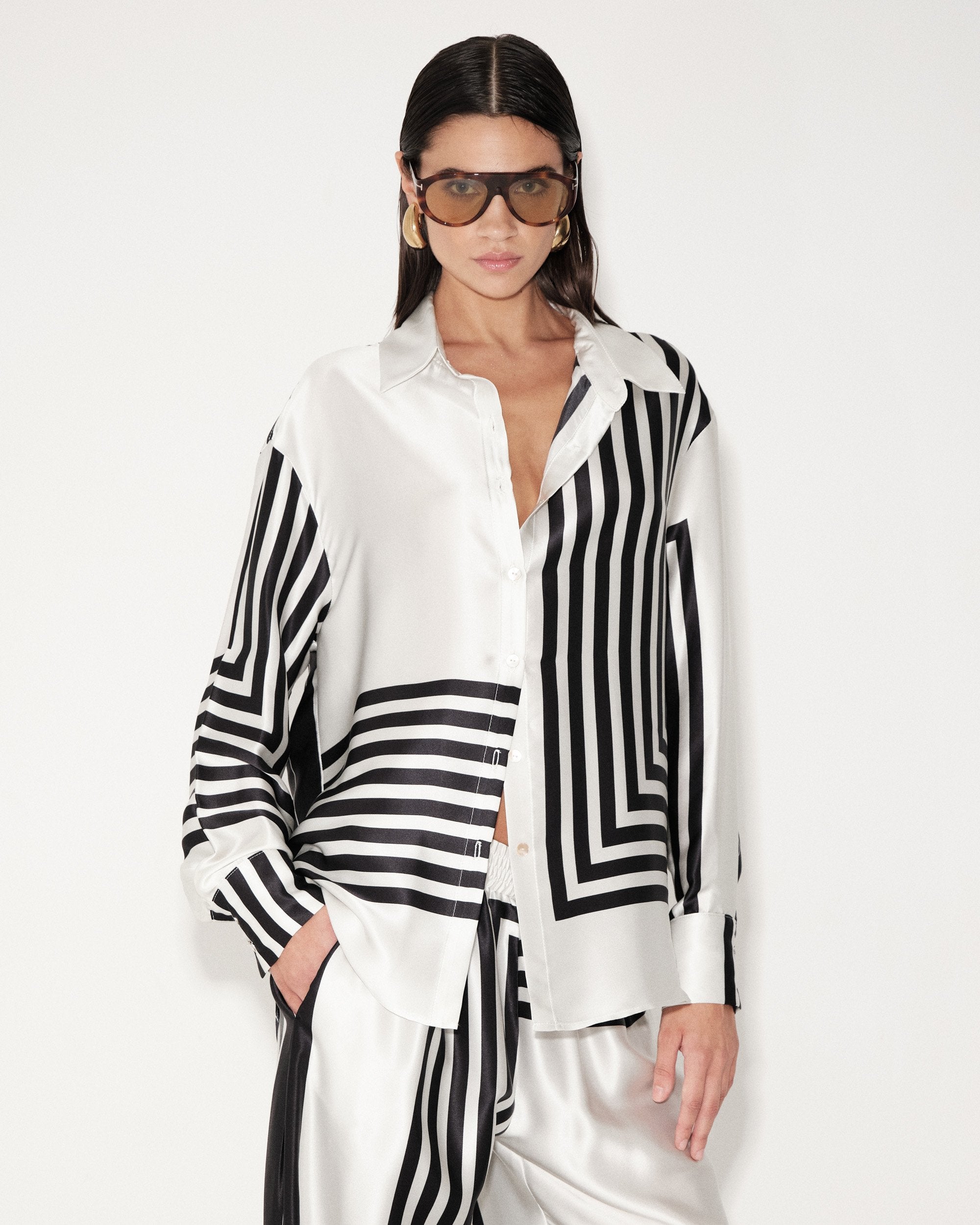 Cove Set – view 3 | Delfi Collective