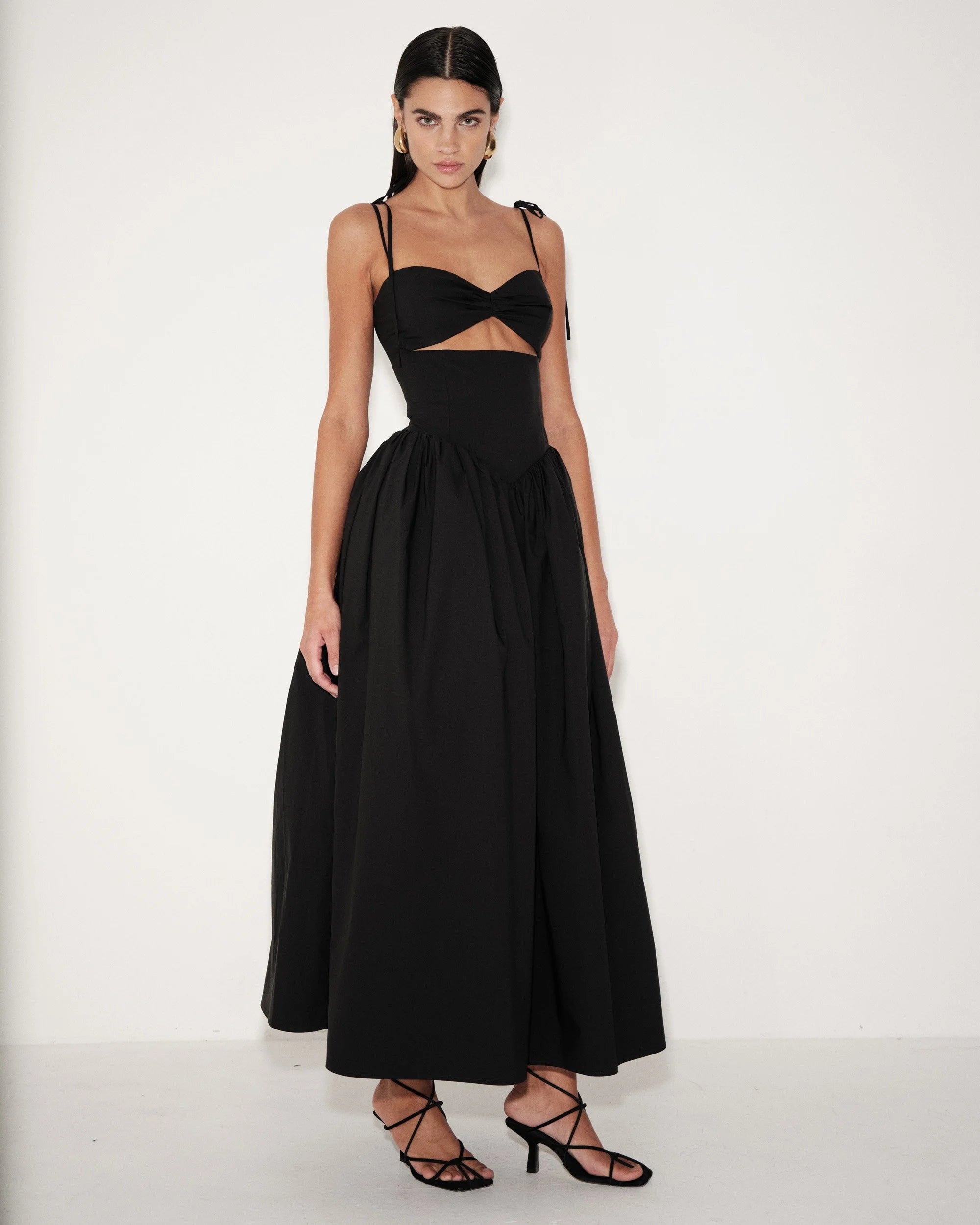 Naomi Dress in Black | Delfi Collective